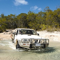 Силовой бампер для грузовых платформ NIssan Patrol 2007 года с фендерами и возможностью установки лебедки