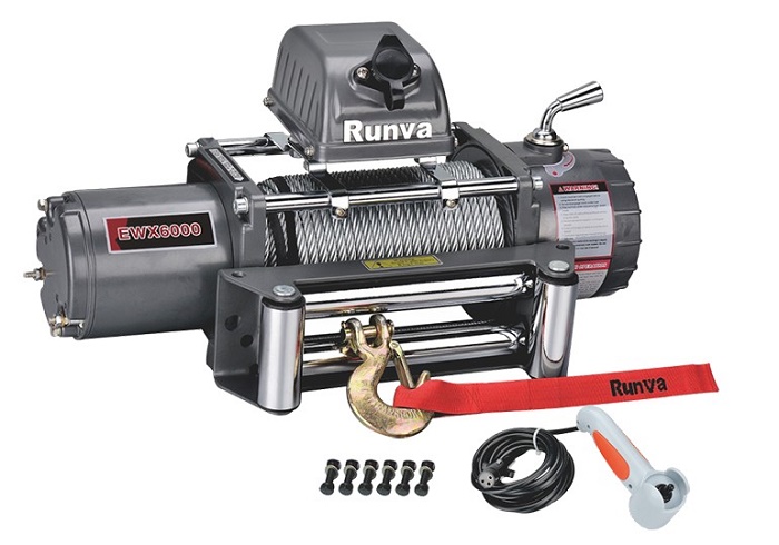 Лебёдка электрическая 12V Runva 6000 lbs 2500 кг