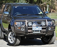 Бампер ARB DeLuxe под лебедку для Mitsubishi L200 MN 2009+ Бампер ARB DeLuxe под лебедку для Mitsubishi L200 MN 2009+