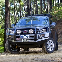 Передний бампер ARB Deluxe VW Amarok