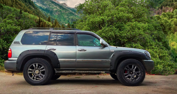 Расширители колесных арок для TOYOTA LAND CRUISER 100