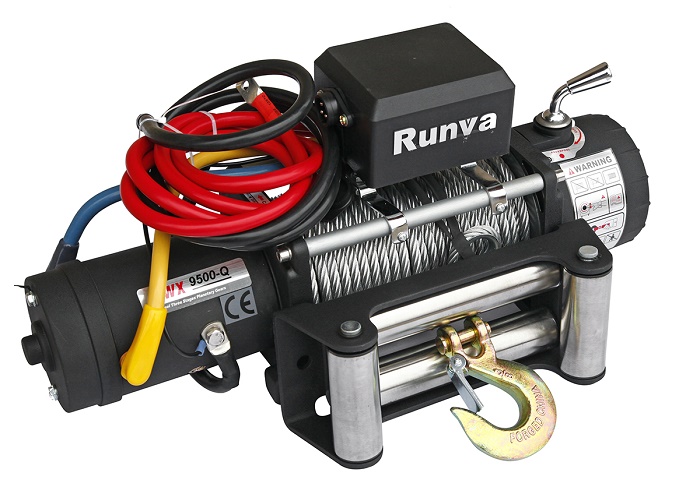 Лебёдка электрическая 12V Runva 9500 lbs 4350 кг