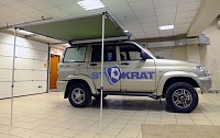 Компактный автомобильный навес (маркиза)
