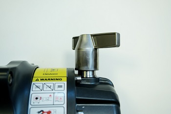Лебёдка электрическая 12V Runva 9500 lbs 4350 кг.jpeg